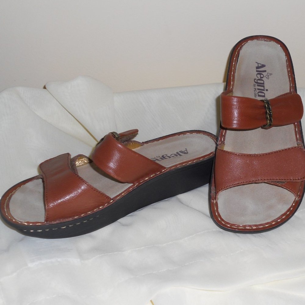 Alegria 37 Brown Leather Sandals 2 Straps Hook Loop Closure "Kar" 647